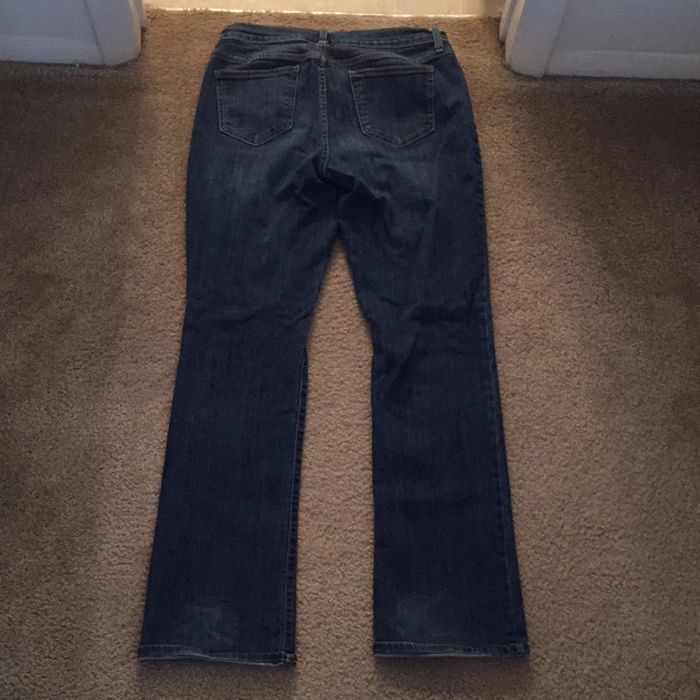 Blue Jeans - Picture 2 of 3